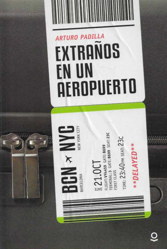 EXTRAÑOS EN UN AEROPUERTO.