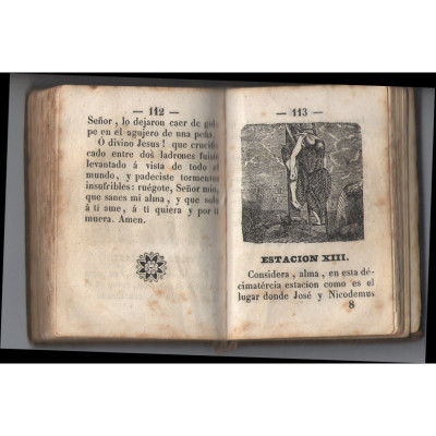 Meditaciones para el santo sacrificio de la misa y oraciones para la confesión y comunión.